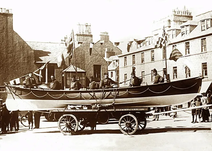 Framed Print : Campbeltown Lifeboat early 1900s Framed Print : Campbeltown Lifeboat early 1900s