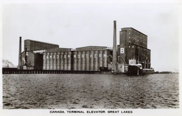 Framed Print : Canada - Great Lakes - Terminal Grain Elevator