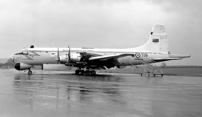 Framed Print : Canadair Argus Mk.1 20719 Framed Print : Canadair Argus Mk.1 20719