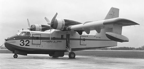 Canadair CL-215 CF-YWO