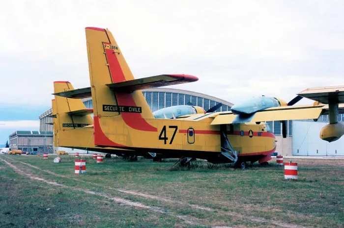 Framed Print : Canadair CL-215 F-ZBBW - 47 Framed Print : Canadair CL-215 F-ZBBW - 47