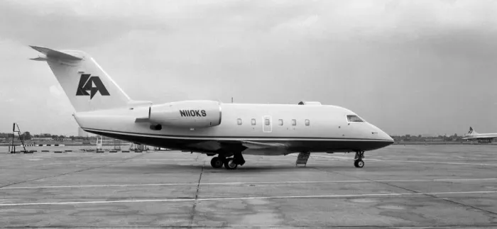 Framed Print : Canadair CL-600 Challenger N110KS