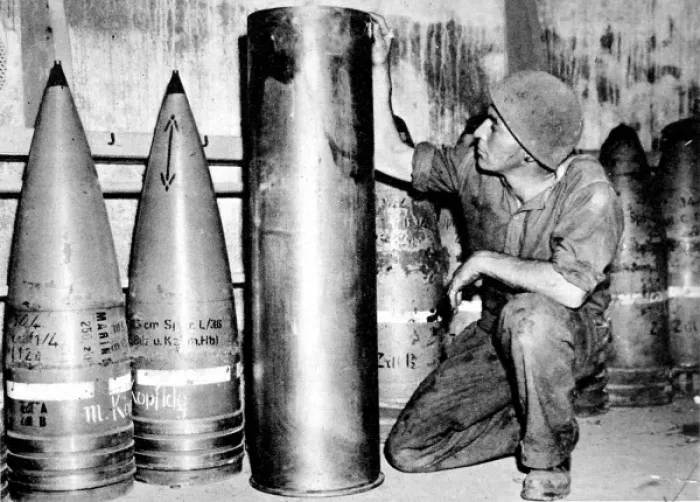 Framed Print : Canadian Gunner with German Munitions, France; Second World Framed Print : Canadian Gunner with German Munitions, France; Second World