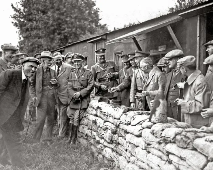 Framed Print : Canadian journalists visit France, Western Front, WW1 Framed Print : Canadian journalists visit France, Western Front, WW1
