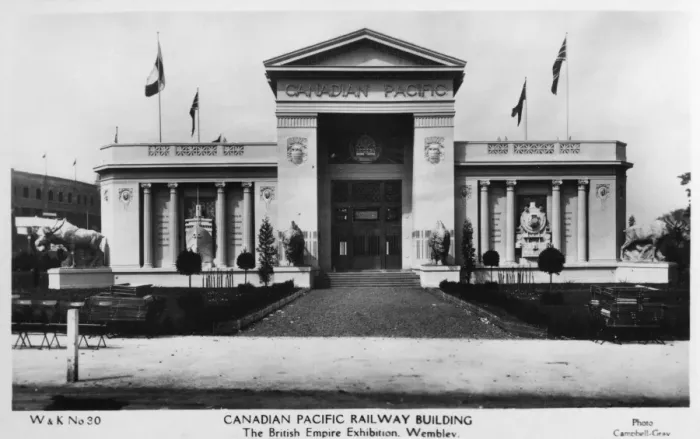 Framed Print : Canadian Pacific Railway Building. London Framed Print : Canadian Pacific Railway Building. London