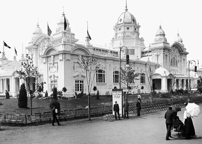 Framed Print : The Canadian Palace, The Franco-British Exhibition Framed Print : The Canadian Palace, The Franco-British Exhibition