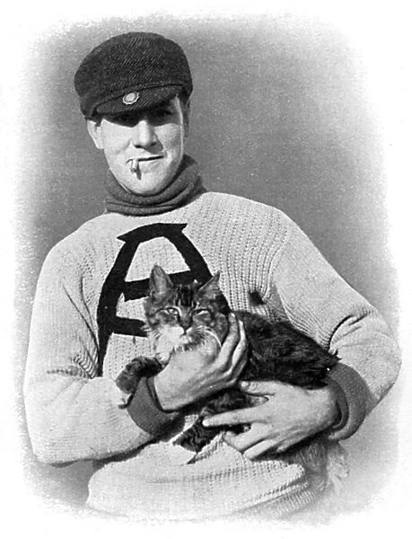 Canadian soldier with Tabby the cat, WW1
