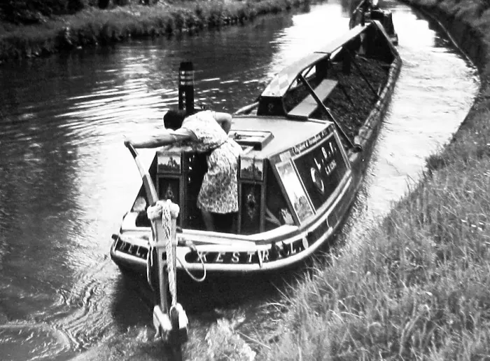 Framed Print : Canal narrow boat early 1900s Framed Print : Canal narrow boat early 1900s