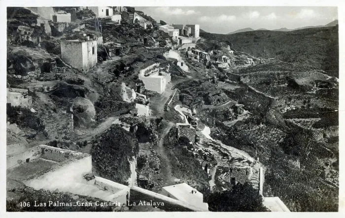 Framed Print : Canary Islands - Las Palmas, Gran Canaria, La Atalaya Framed Print : Canary Islands - Las Palmas, Gran Canaria, La Atalaya