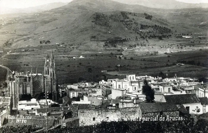 Framed Print : Canary Islands - Partial view of Arucas, Gran Canaria Framed Print : Canary Islands - Partial view of Arucas, Gran Canaria