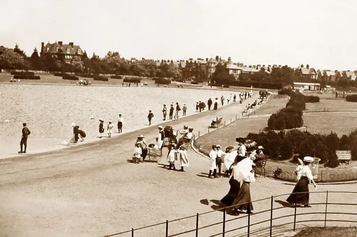 Framed Print : The Canoe Lake, Southsea, early 1900s