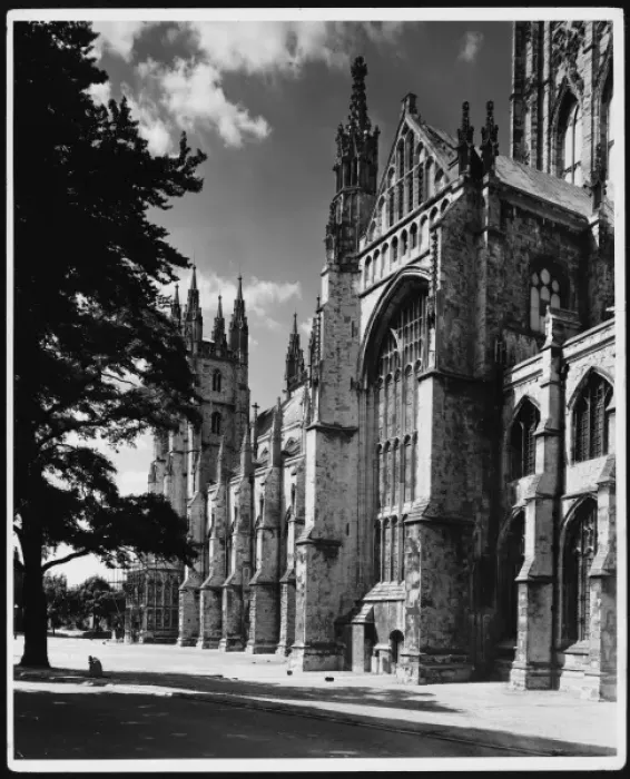 Framed Print : Canterbury Cathedral Framed Print : Canterbury Cathedral