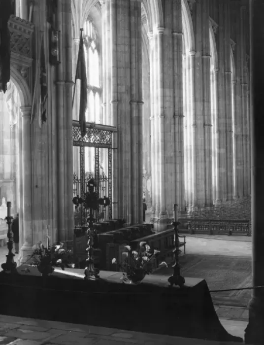 Framed Print : Canterbury Cathedral Framed Print : Canterbury Cathedral