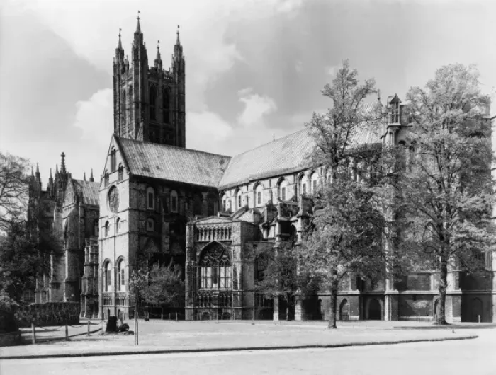Framed Print : Canterbury Cathedral Framed Print : Canterbury Cathedral