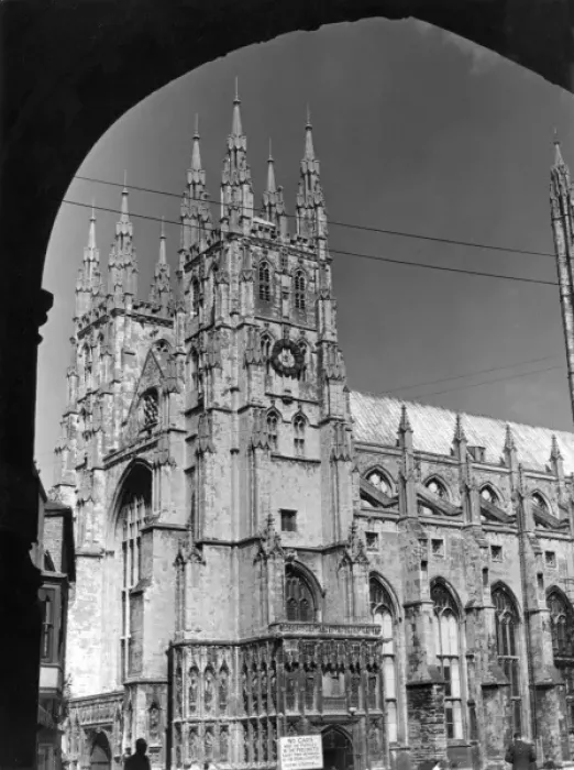 Framed Print : Canterbury Cathedral Framed Print : Canterbury Cathedral