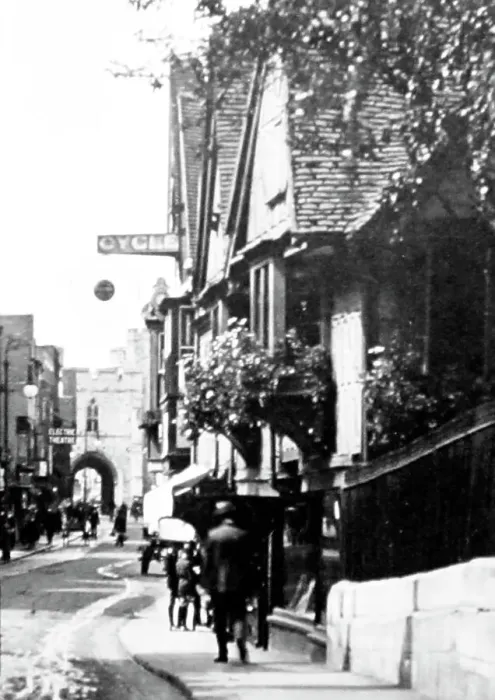 Framed Print : Canterbury, early 1900s Framed Print : Canterbury, early 1900s