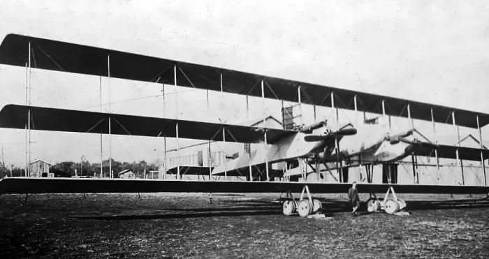 Framed Print : Caproni triplane aeroplane, Italy Framed Print : Caproni triplane aeroplane, Italy