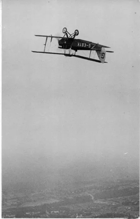 Framed Print : Captain Hs Broad flying inverted over London Framed Print : Captain Hs Broad flying inverted over London