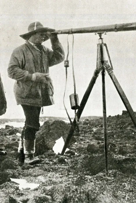 Framed Print : Captain Scott looking for pack ice, Antarctic Framed Print : Captain Scott looking for pack ice, Antarctic