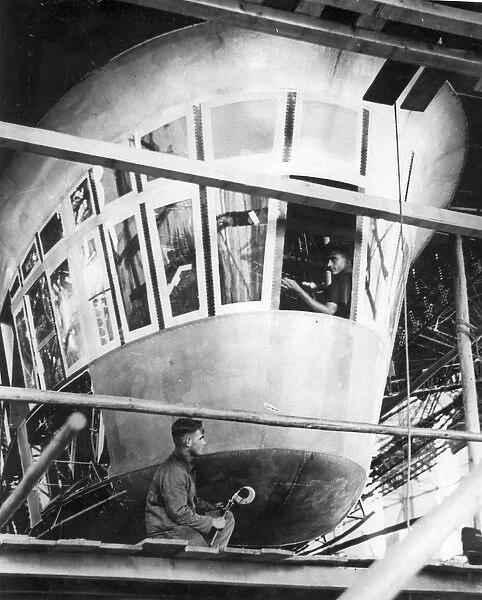 The captains gondola of the Graf Zeppelin II LZ 130