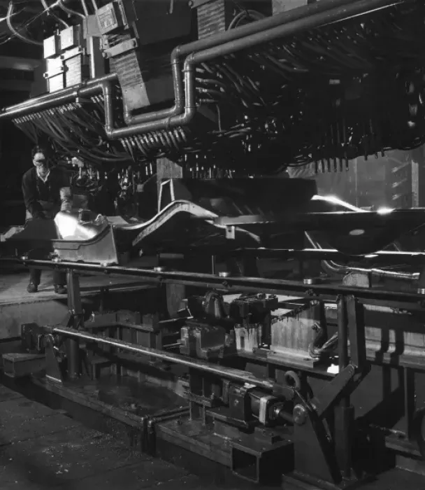 Framed Print : Car Manufacturing - Complex hydraulic press Framed Print : Car Manufacturing - Complex hydraulic press