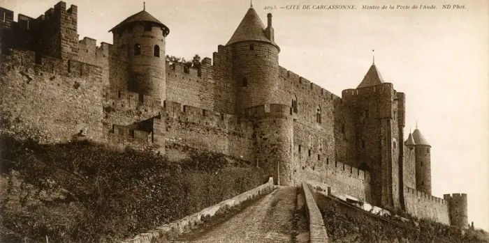 Framed Print : CARCASSONNE / LAUDE 1910 Framed Print : CARCASSONNE / LAUDE 1910
