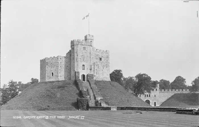 Framed Print : Cardiff Castle: The Keep Framed Print : Cardiff Castle: The Keep