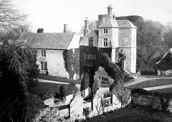 Caresbrooke Castle, Isle of Wight, Victorian period