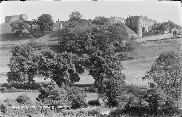 Framed Print : Carisbrooke Castle Framed Print : Carisbrooke Castle