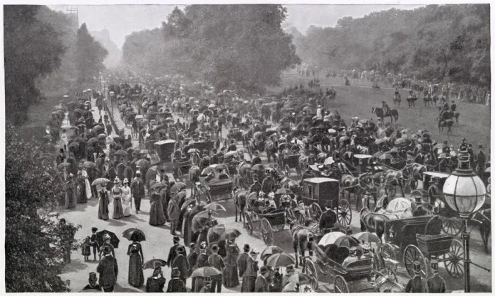 Framed Print : Carriages driving along the south side of Hyde Park, central London. Date: 1900 Framed Print : Carriages driving along the south side of Hyde Park, central London. Date: 1900