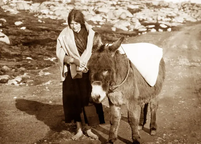 Framed Print : Carrying flour, Gorumna, West of Ireland, early 1900s Framed Print : Carrying flour, Gorumna, West of Ireland, early 1900s