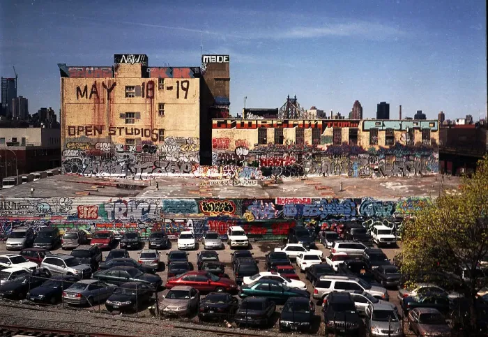 Framed Print : Cars and Graffiti, New York, USA Framed Print : Cars and Graffiti, New York, USA