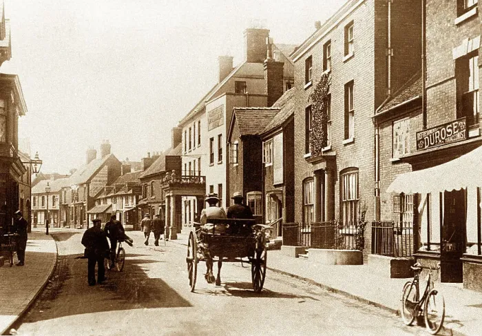 Framed Print : Carter Street, Uttoxeter, early 1900s Framed Print : Carter Street, Uttoxeter, early 1900s