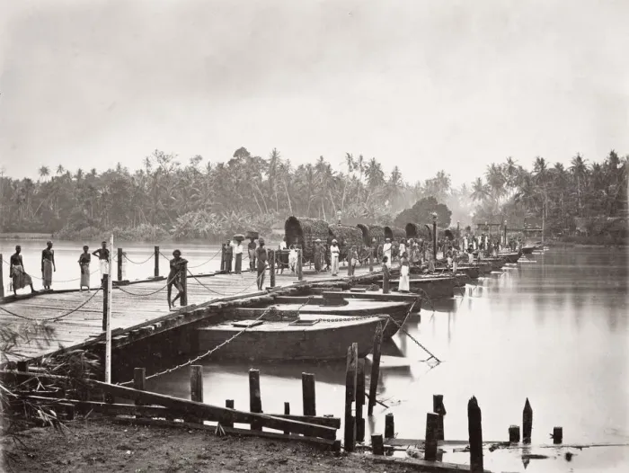 Framed Print : Carts and pedestrians, wooden pontoon bridge, Sri Lanka, Ceylon Framed Print : Carts and pedestrians, wooden pontoon bridge, Sri Lanka, Ceylon