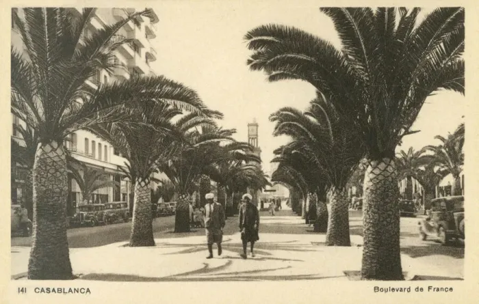 Framed Print : Casablanca, Morocco - Boulevard de France Framed Print : Casablanca, Morocco - Boulevard de France