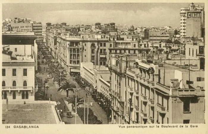 Framed Print : Casablanca, Morocco - Panorama - Boulevard de la Gare Framed Print : Casablanca, Morocco - Panorama - Boulevard de la Gare