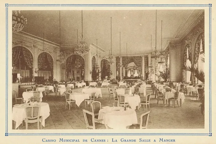 Framed Print : Casino Municipal de Cannes - La Grande Salle a Manager