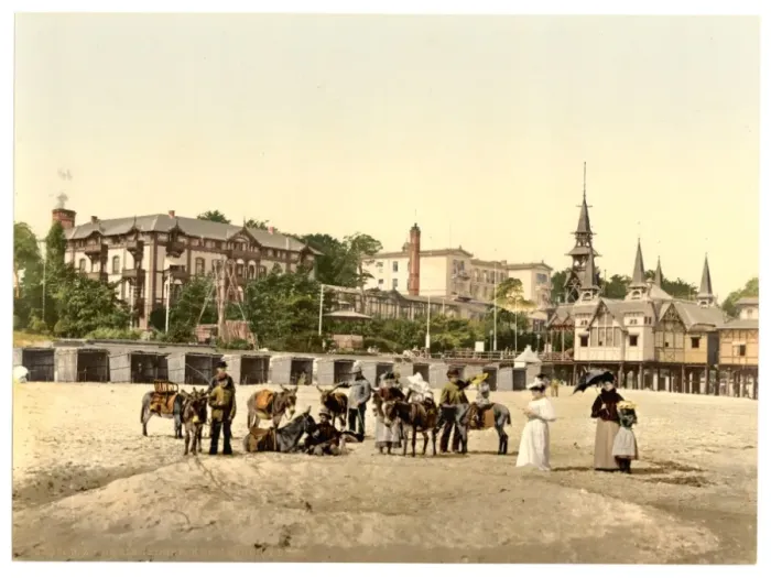 Framed Print : Casino and pier, Heringsdorf (i. e. Seebad Heringsdorf), Pom