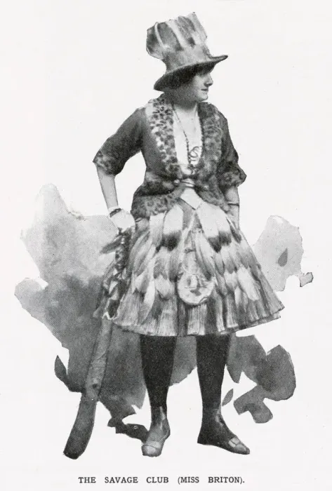 Framed Print : A cast member of the Albert de Courville revue, Shell Out at the Comedy Theatre Framed Print : A cast member of the Albert de Courville revue, Shell Out at the Comedy Theatre