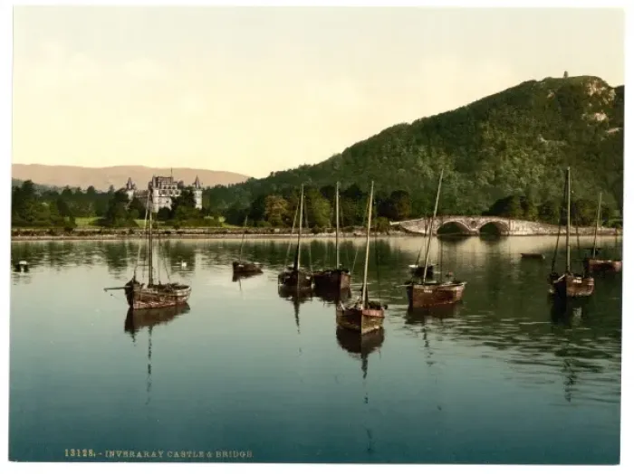 Framed Print : The castle and bridge, Inveraray, Scotland Framed Print : The castle and bridge, Inveraray, Scotland