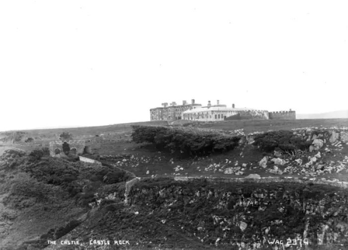 Framed Print : The Castle, Castlerock Framed Print : The Castle, Castlerock