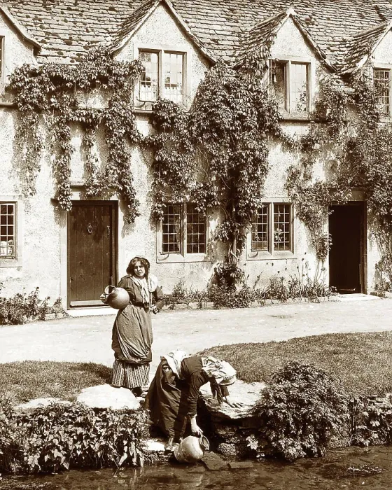Framed Print : Castle Combe early 1900s Framed Print : Castle Combe early 1900s