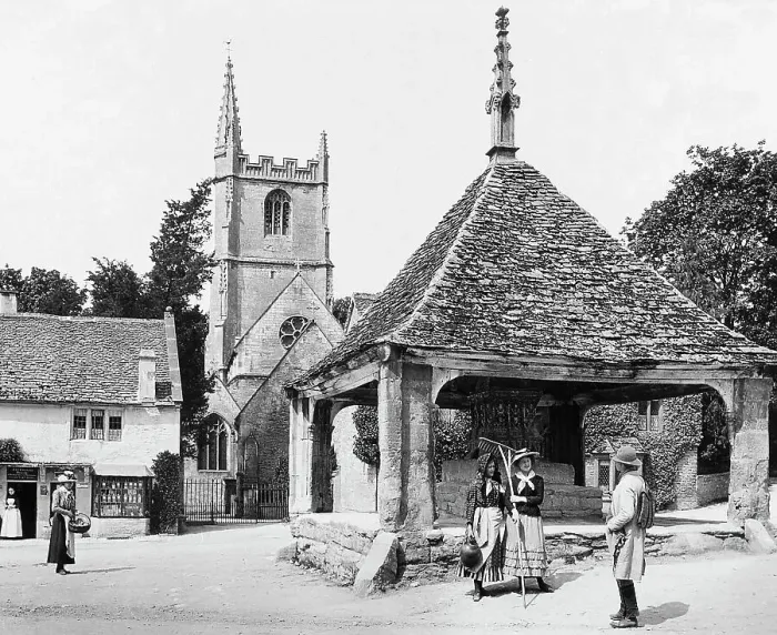 Framed Print : Castle Combe early 1900s Framed Print : Castle Combe early 1900s