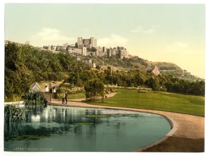 Framed Print : The castle from the park, Dover, England Framed Print : The castle from the park, Dover, England