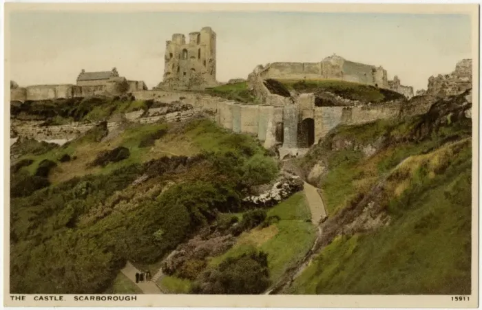 Framed Print : The Castle and Walls, Scarborough, North Yorkshire, England Framed Print : The Castle and Walls, Scarborough, North Yorkshire, England