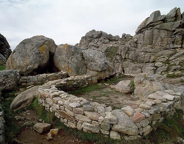 Castro of Barona. Iron Age Settlement