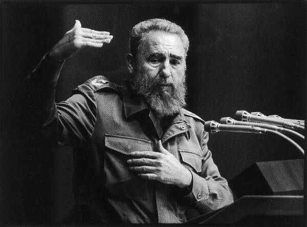 Castro Makes Speech 1993