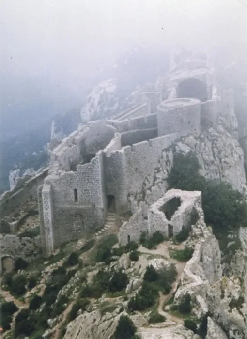 Framed Print : Cathar Castle / Peyrepertu Framed Print : Cathar Castle / Peyrepertu