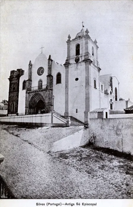 Framed Print : Cathedral, Silves, Algarve, southern Portugal Framed Print : Cathedral, Silves, Algarve, southern Portugal