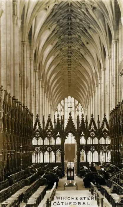Framed Print : The Cathedral, Winchester, Hampshire Framed Print : The Cathedral, Winchester, Hampshire